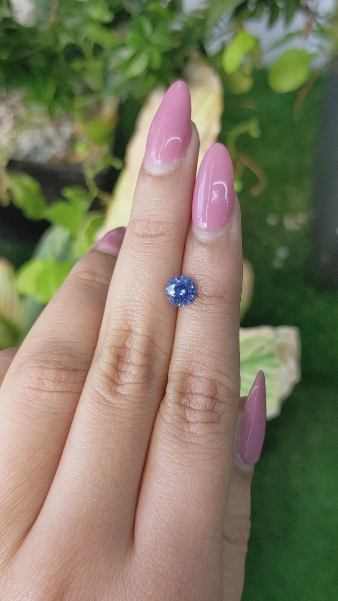 1.01 Ct. Blue Sapphire from Ceylon (Sri Lanka) Size Video