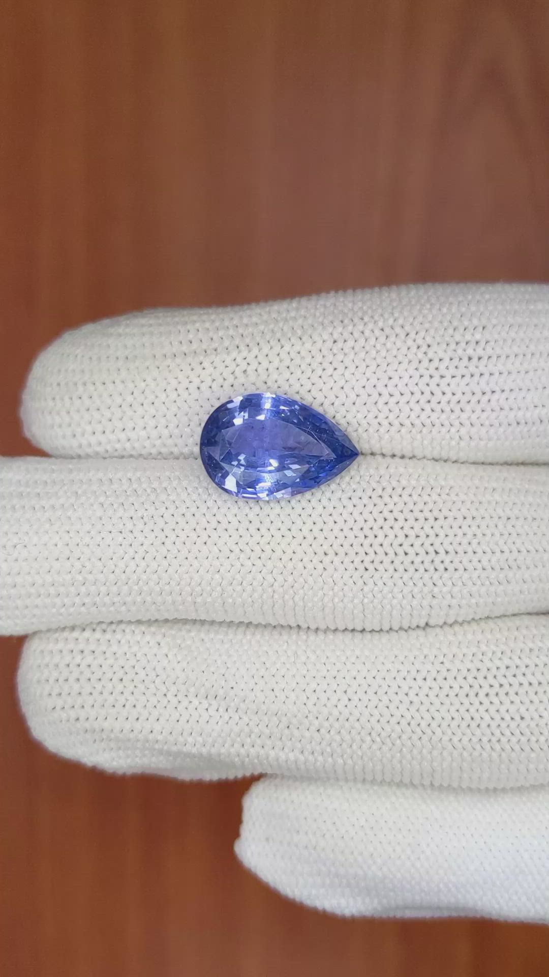 7.16 Ct. Blue Sapphire from Ceylon (Sri Lanka) Size Video