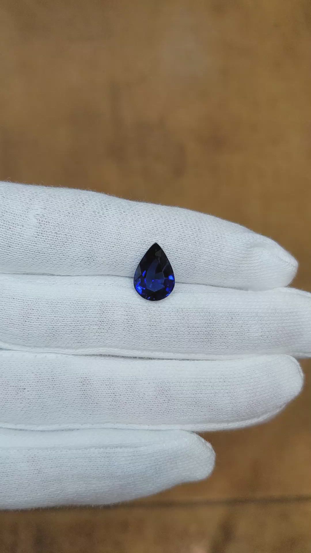 4.08 Ct. Blue Sapphire from Ceylon (Sri Lanka) Size Video