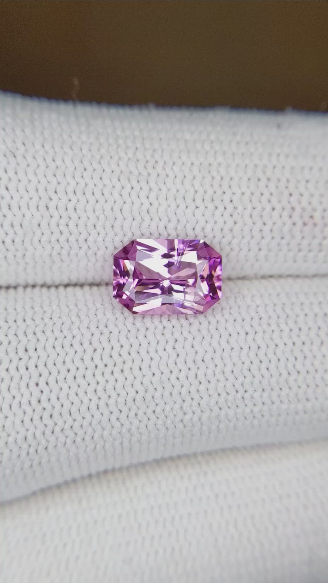 2.14 Ct. Purplish Pink Sapphire from Ceylon (Sri Lanka) Size Video