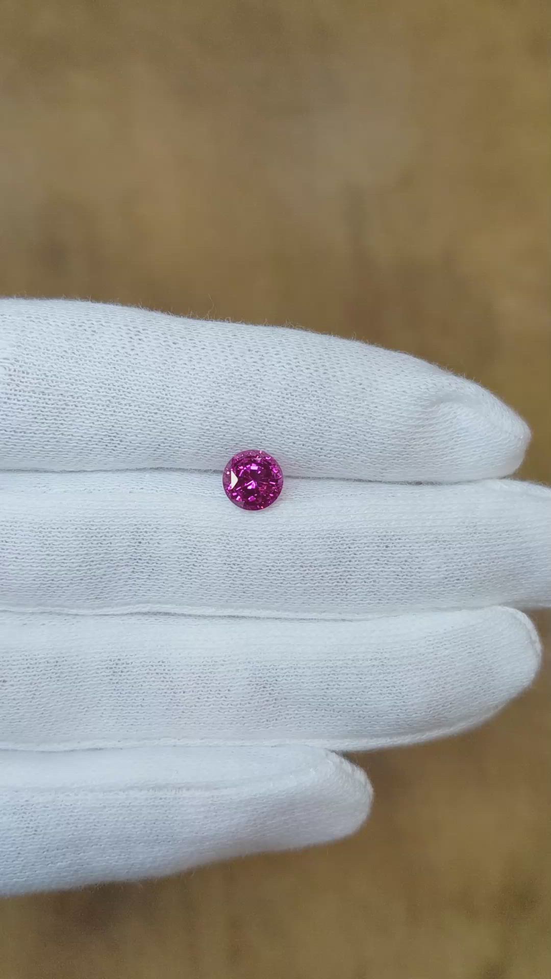 1.81 Ct. Reddish Pink Sapphire from Ceylon (Sri Lanka) Size Video