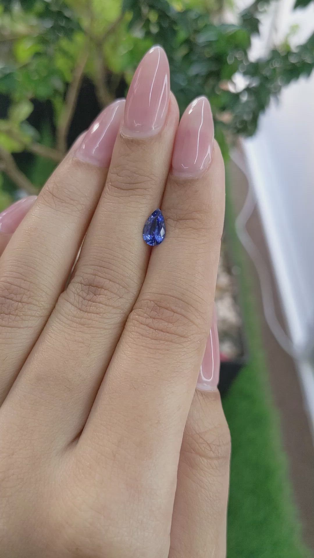 0.82 Ct. Blue Sapphire from Ceylon (Sri Lanka) Size Video
