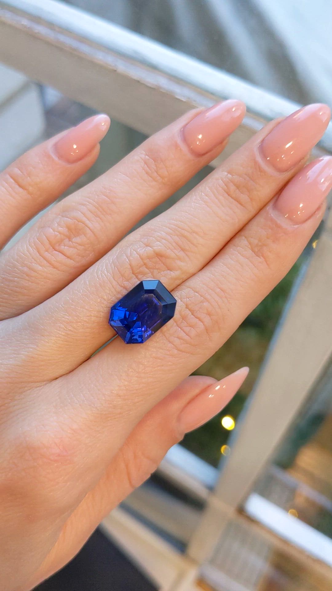 10.43 Ct. Blue Sapphire from Ceylon (Sri Lanka) Size Video