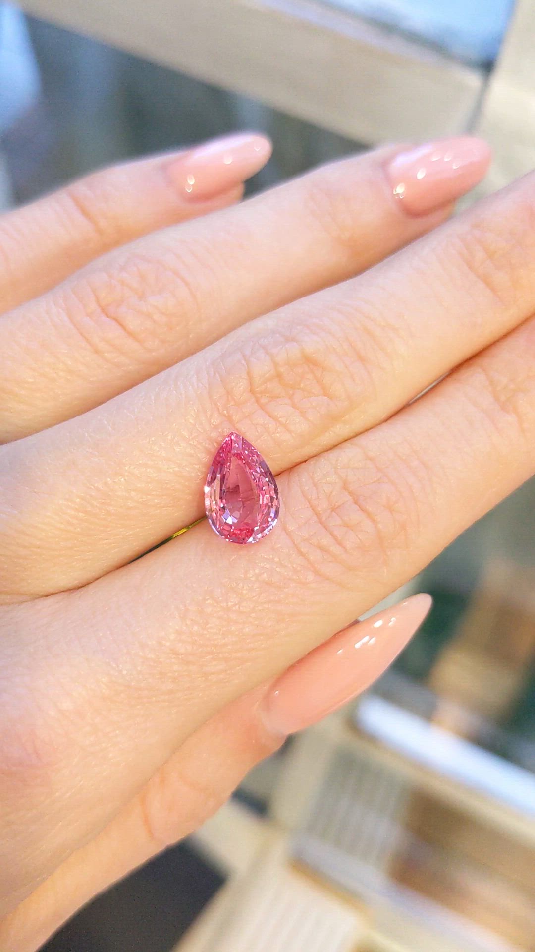 2.56 Ct. Pink Sapphire from Ceylon (Sri Lanka) Size Video