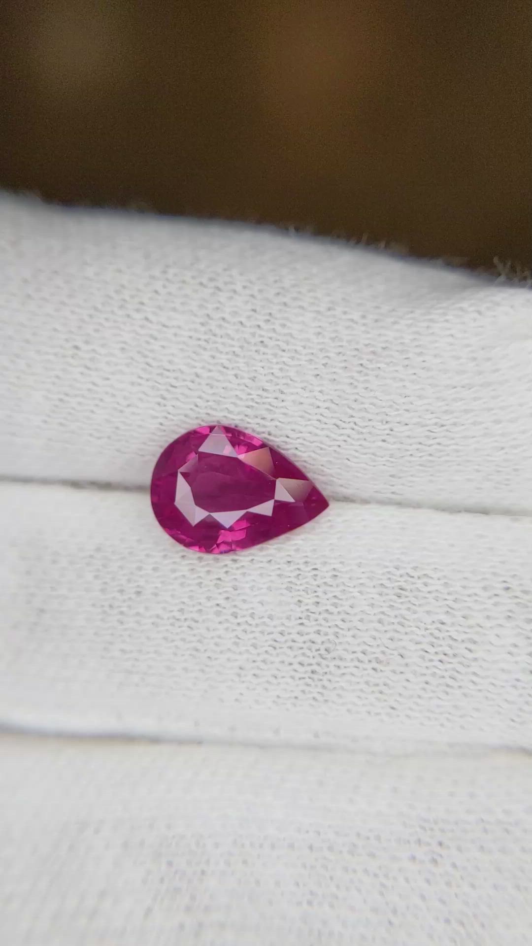 2.05 Ct. Pink Sapphire from Ceylon (Sri Lanka) Size Video