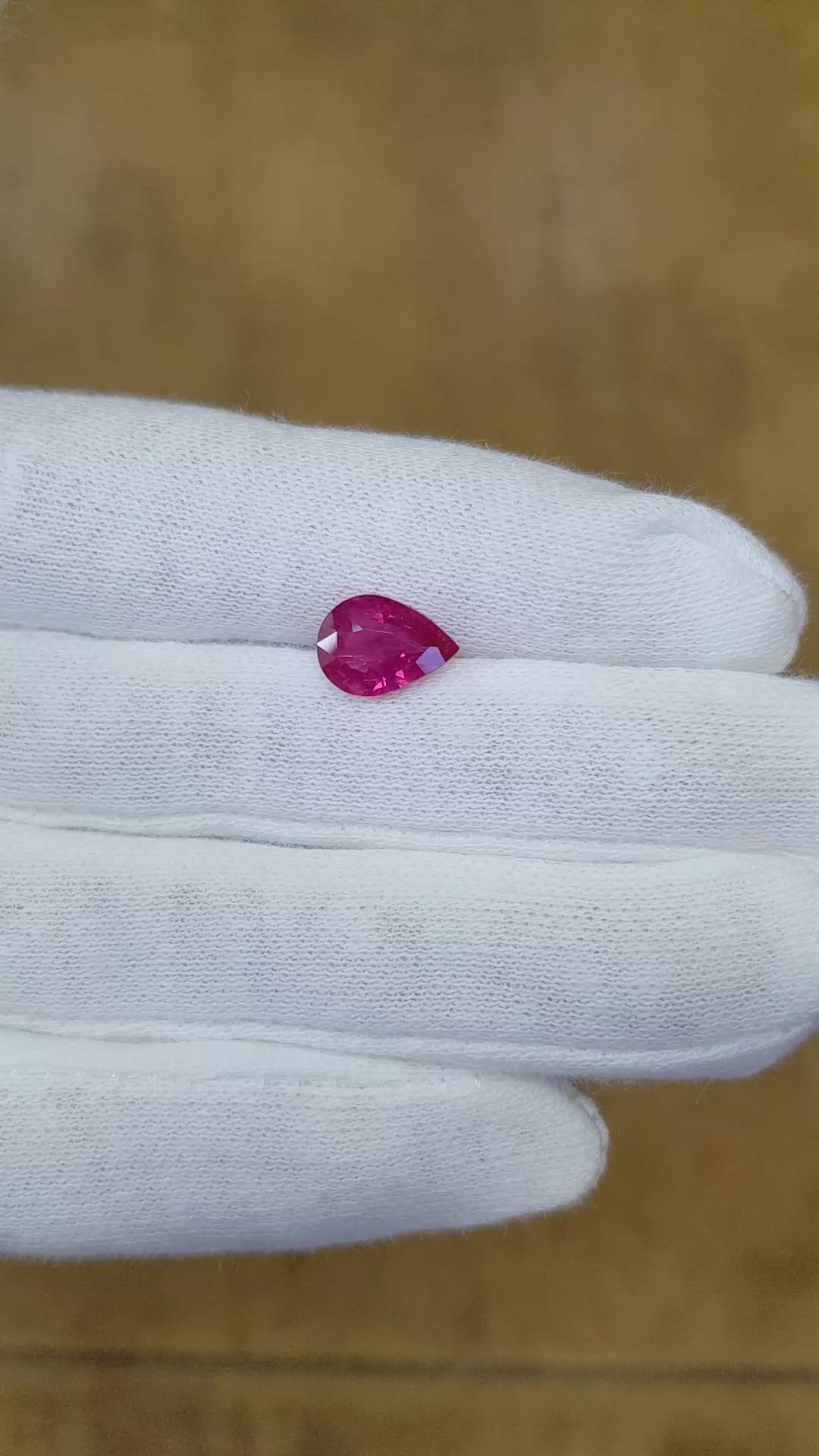 2.05 Ct. Pink Sapphire from Ceylon (Sri Lanka) Size Video