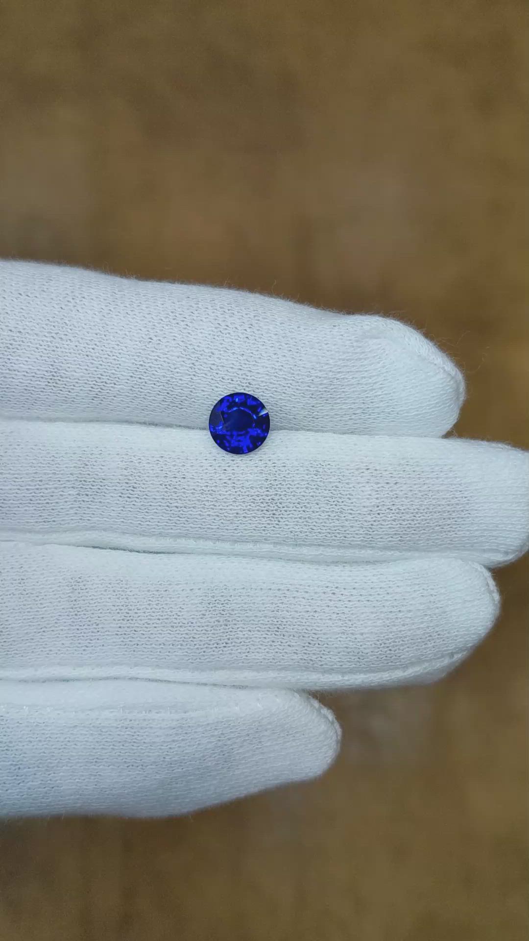 1.30 Ct. Blue Sapphire from Ceylon (Sri Lanka) Size Video