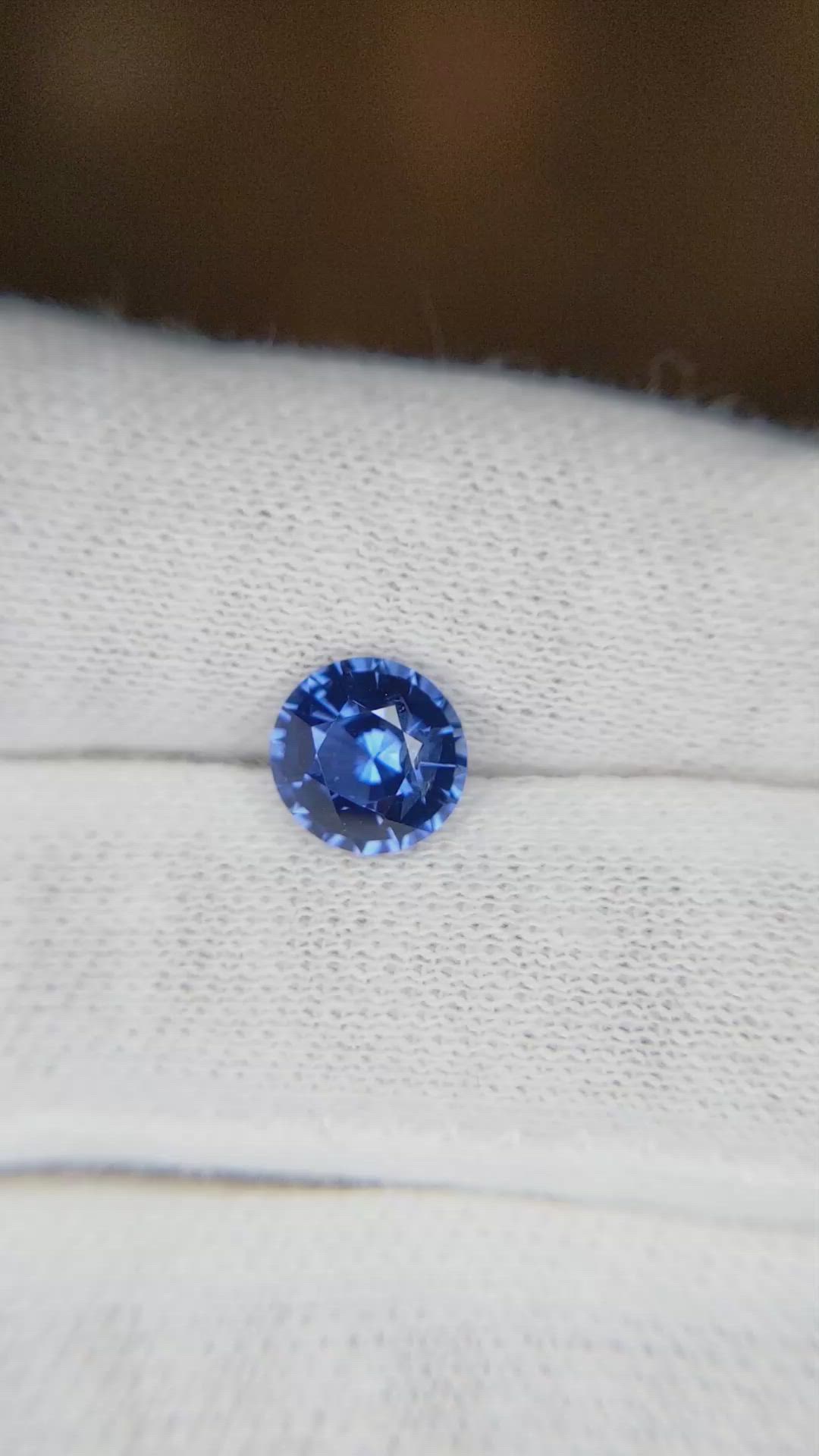 1.91 Ct. Blue Sapphire from Ceylon (Sri Lanka) Size Video