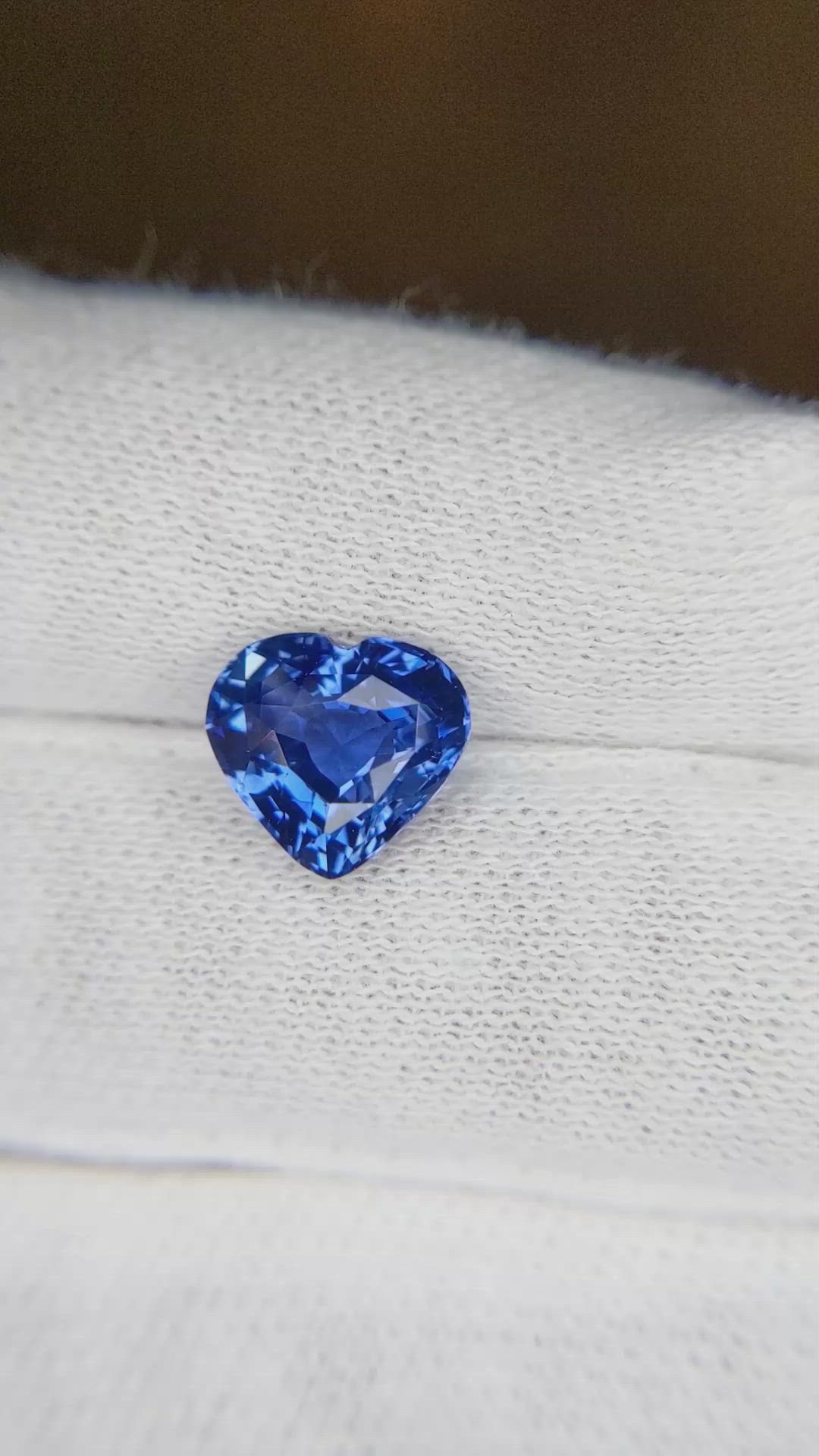 3.10 Ct. Blue Sapphire from Madagascar Size Video