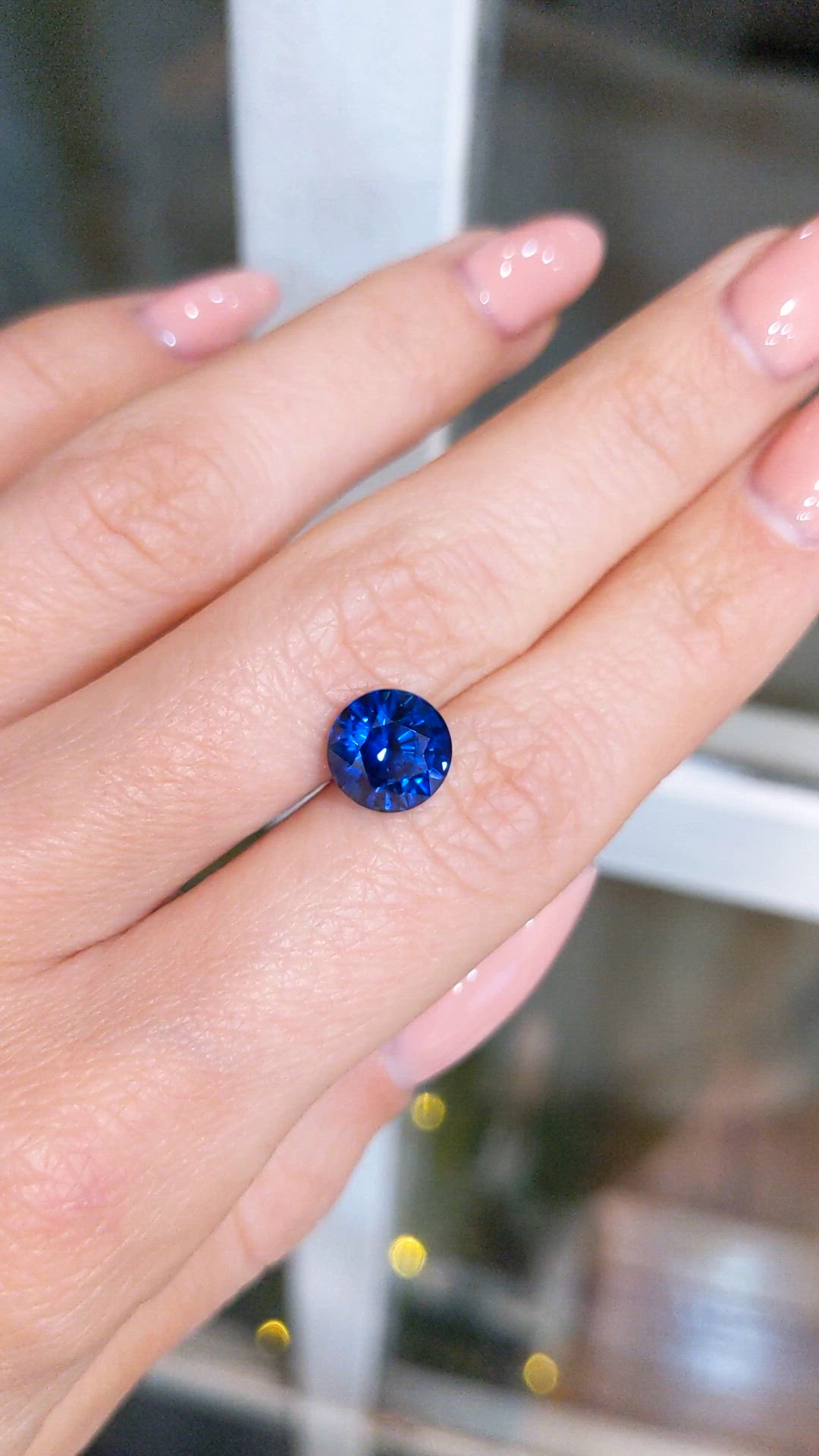 3.29 Ct. Blue Sapphire from Ceylon (Sri Lanka) Size Video