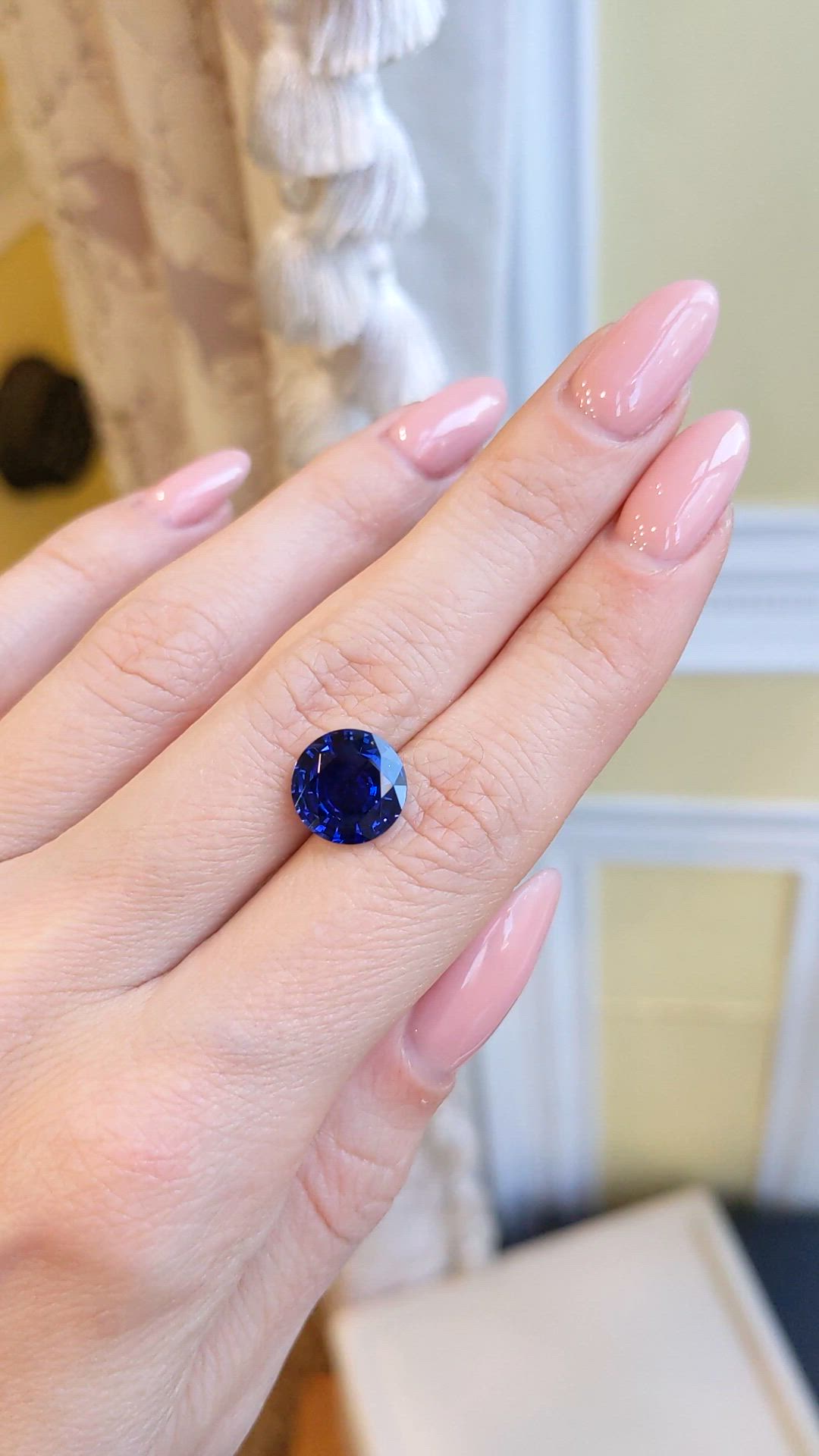 3.94 Ct. Blue Sapphire from Ceylon (Sri Lanka) Size Video