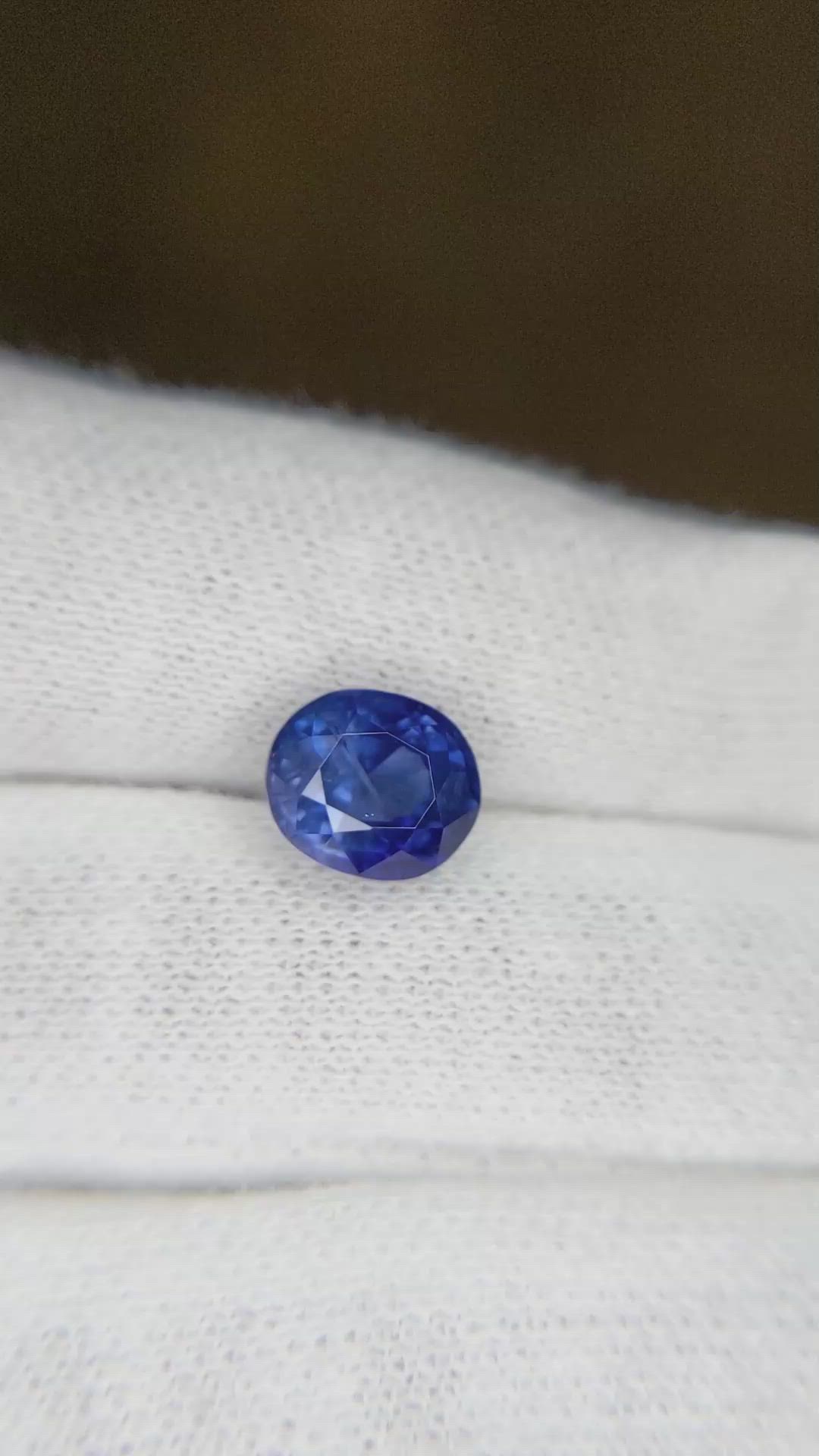 3.14 Ct. Blue Sapphire from Ceylon (Sri Lanka) Size Video
