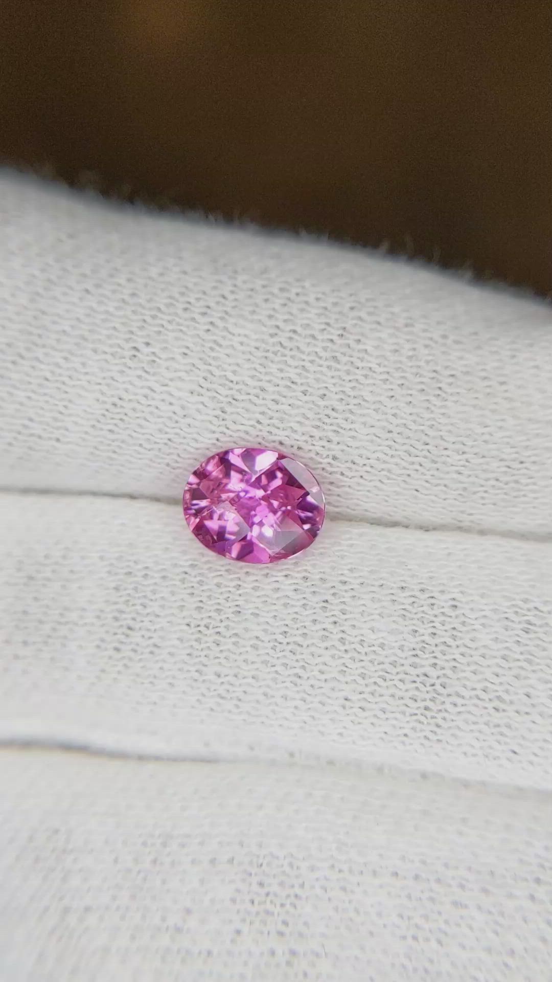 1.35 Ct. Pink Sapphire from Ceylon (Sri Lanka) Size Video