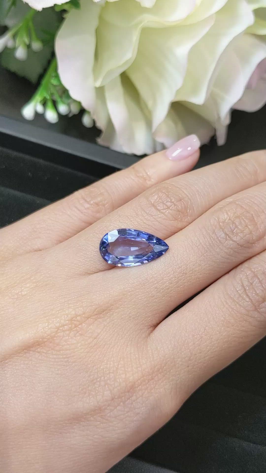 7.24 Ct. Blue Sapphire from Ceylon (Sri Lanka) Size Video