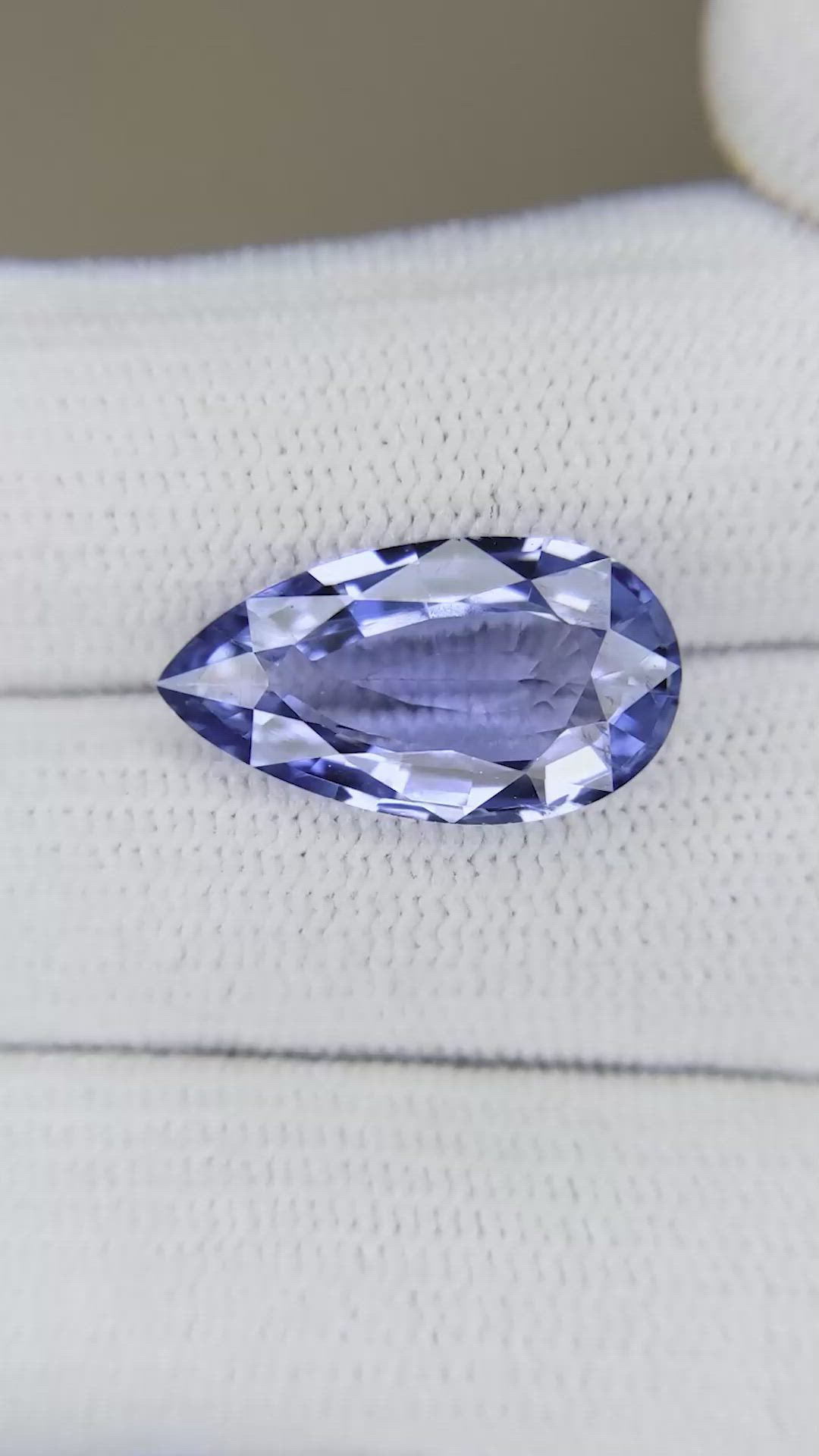 7.24 Ct. Blue Sapphire from Ceylon (Sri Lanka) Size Video