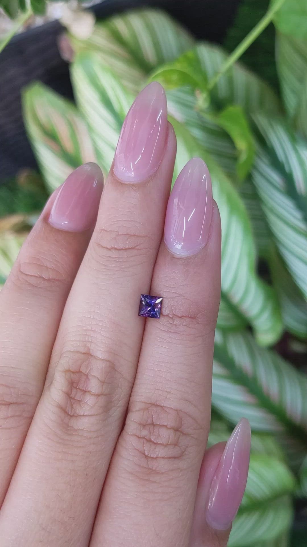 0.43 Ct. Bi Color Sapphire from Ceylon (Sri Lanka) Size Video