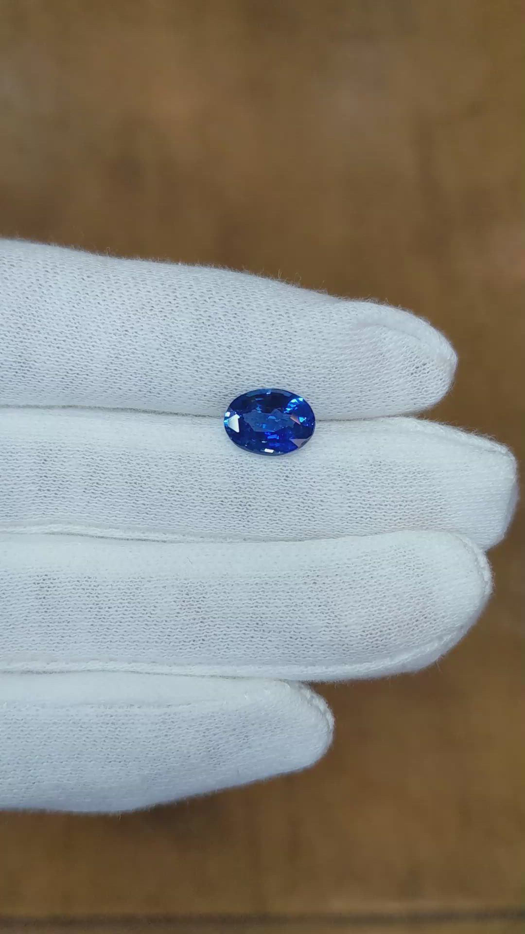 2.50 Ct. Blue Sapphire from Ceylon (Sri Lanka) Size Video