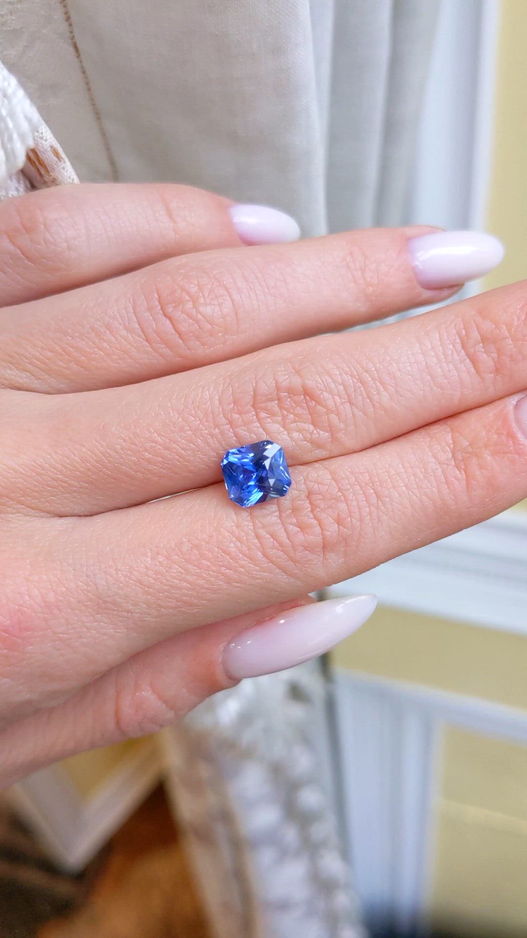 2.97 Ct. Blue Sapphire from Ceylon (Sri Lanka) Size Video