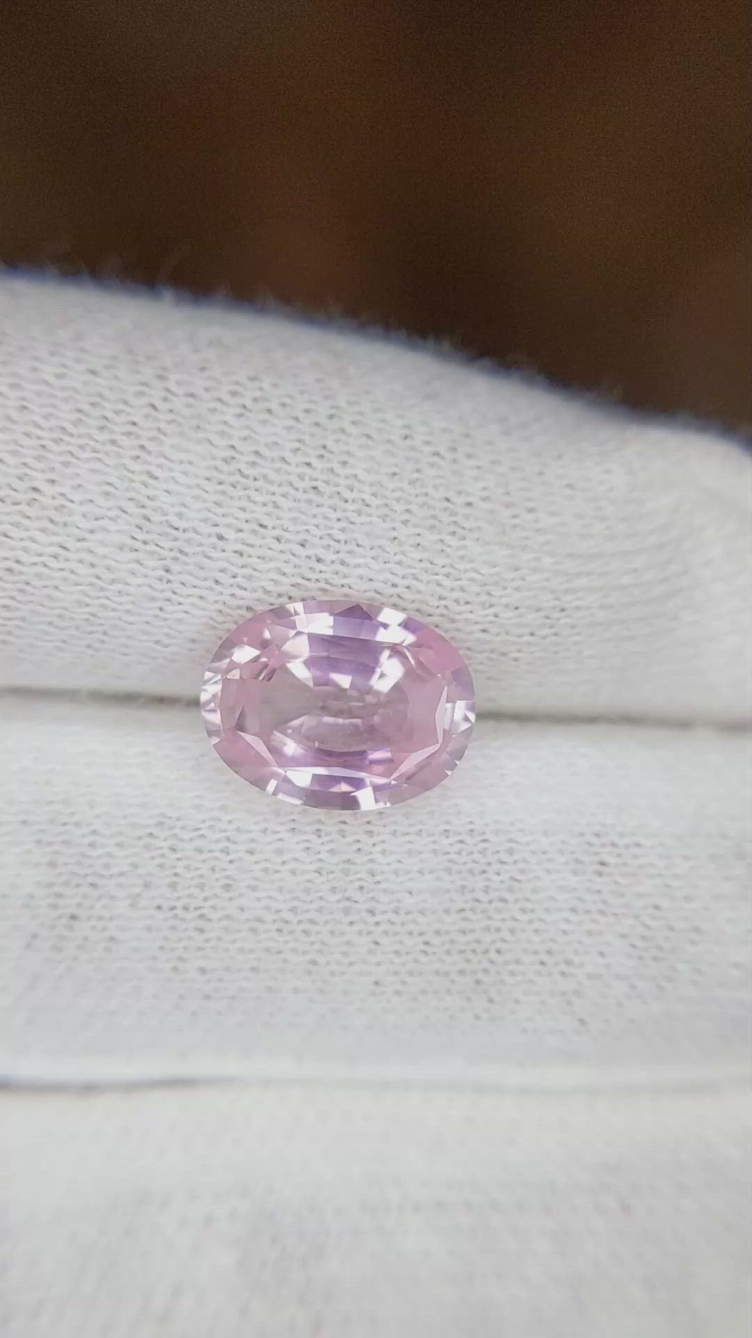 3.22 Ct. Pink Sapphire from Ceylon (Sri Lanka) Size Video