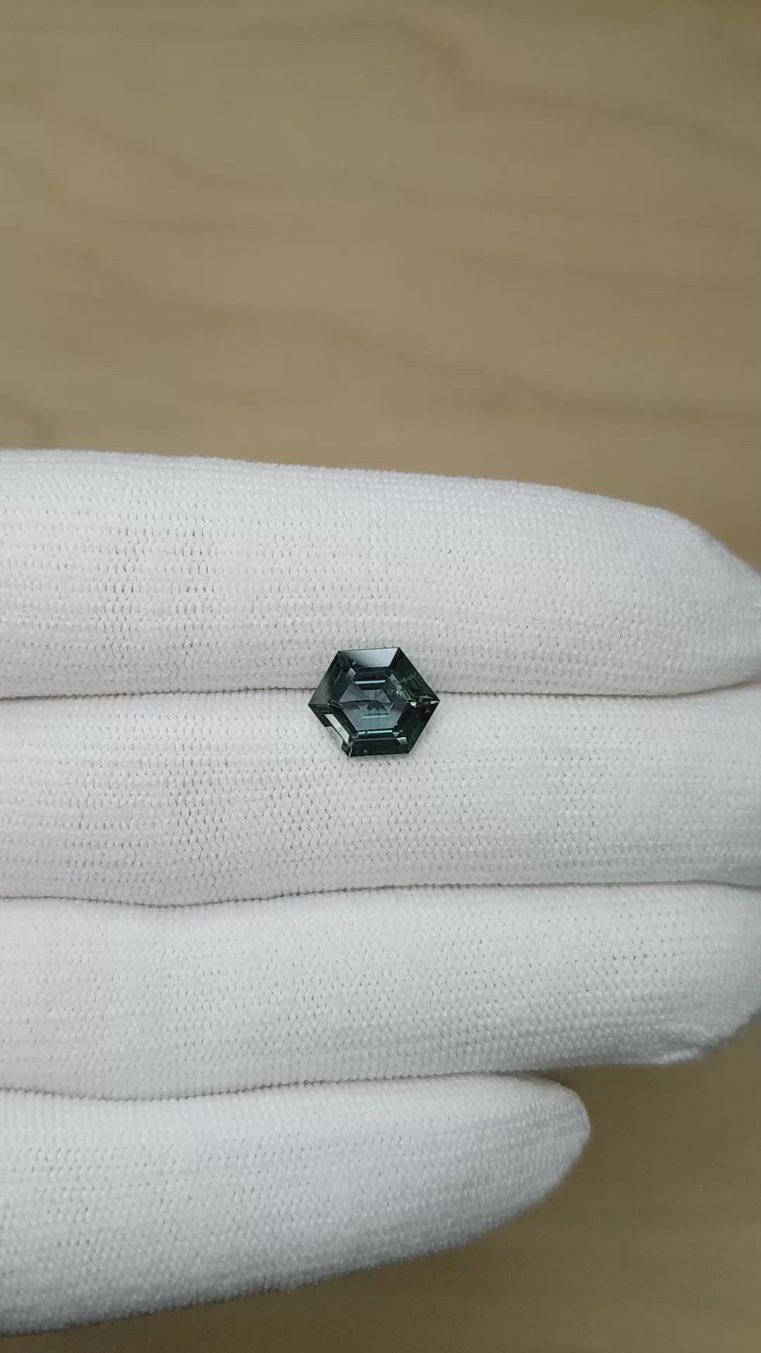 2.98 Ct. Color Change Sapphire from Ceylon (Sri Lanka) Size Video