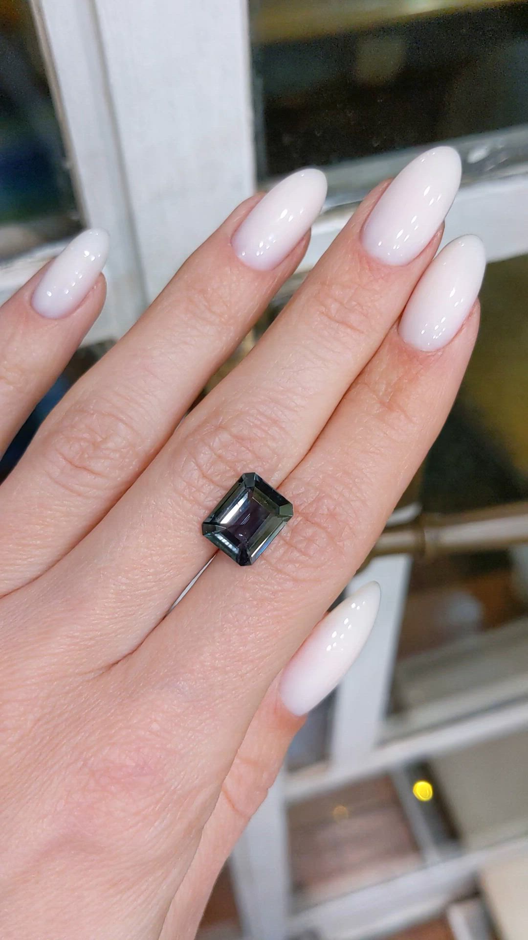 4.23 Ct. Bluish Green Sapphire from Ceylon (Sri Lanka) Size Video