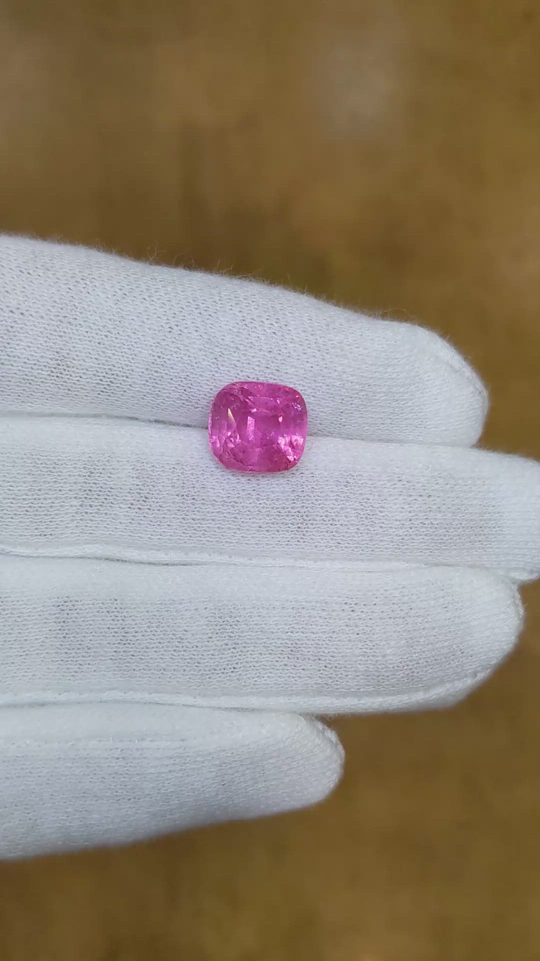5.86 Ct. Pink Sapphire from Ceylon (Sri Lanka) Size Video