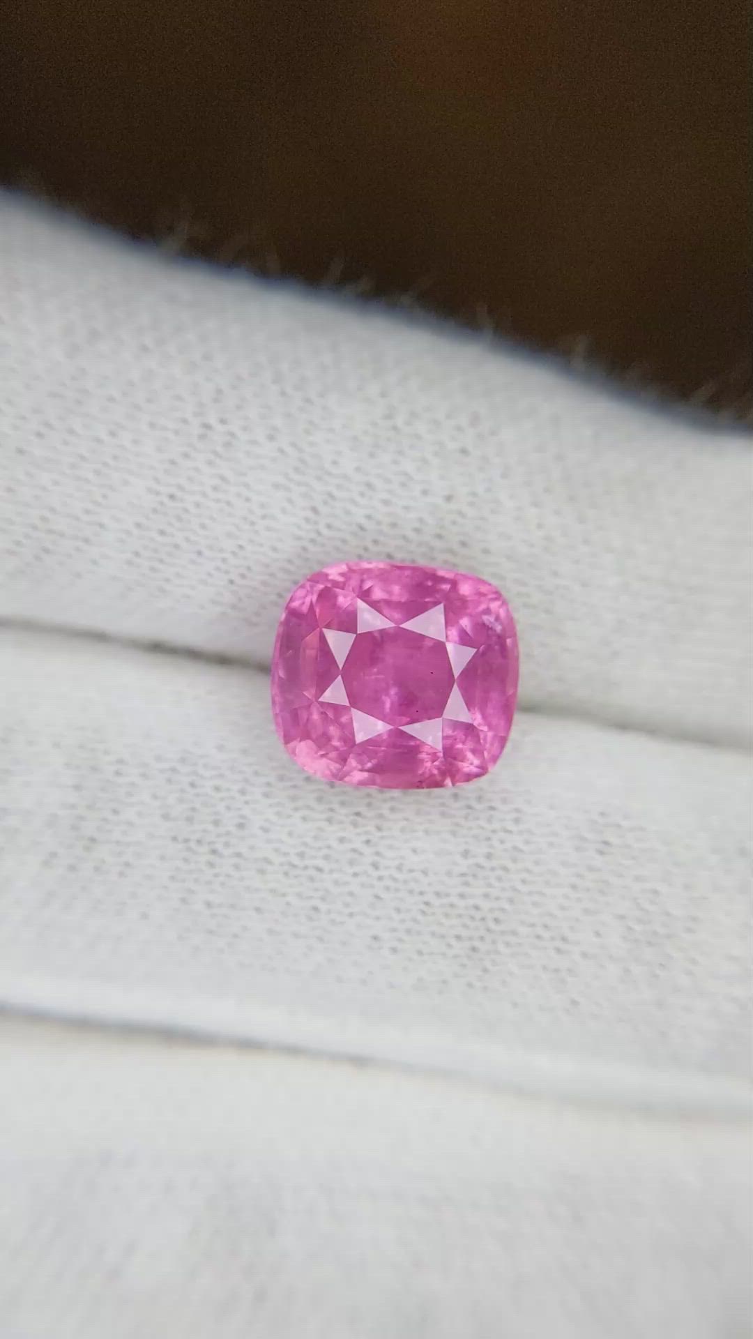 5.86 Ct. Pink Sapphire from Ceylon (Sri Lanka) Size Video