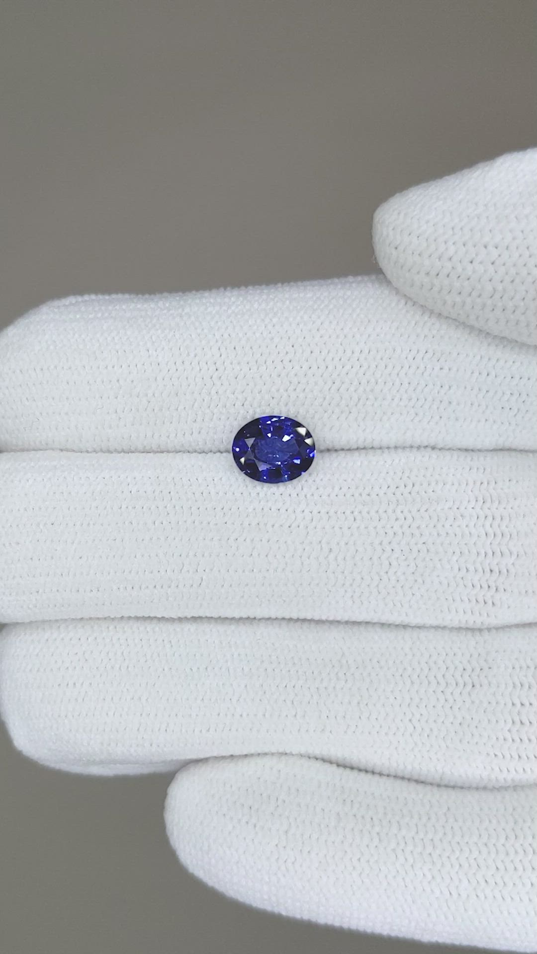 0.96 Ct. Blue Sapphire from Ceylon (Sri Lanka) Size Video