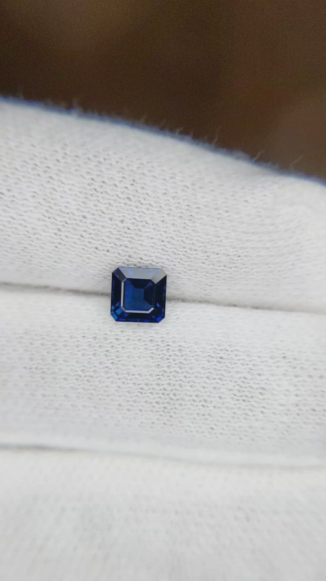 0.76 Ct. Blue Sapphire from Ceylon (Sri Lanka) Size Video