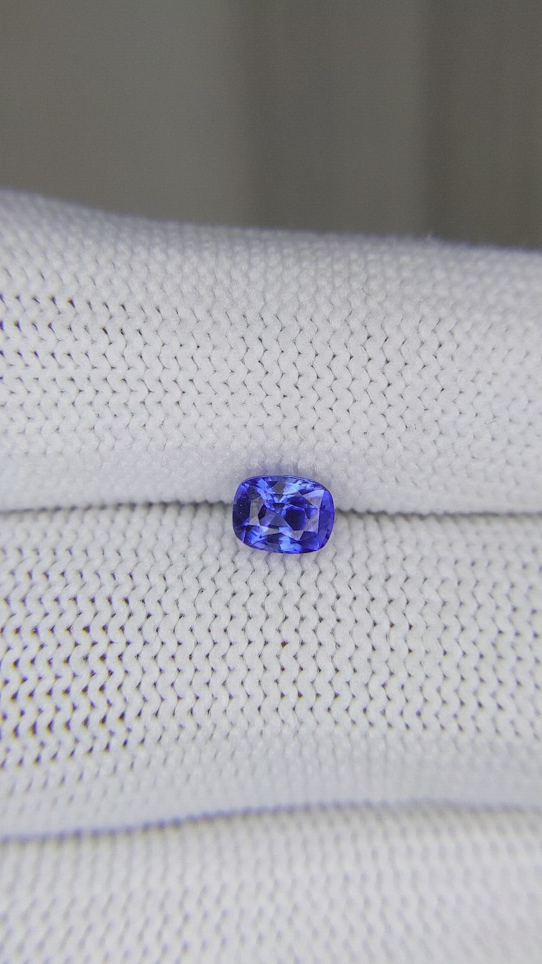 0.78 Ct. Blue Sapphire from Ceylon (Sri Lanka) Size Video