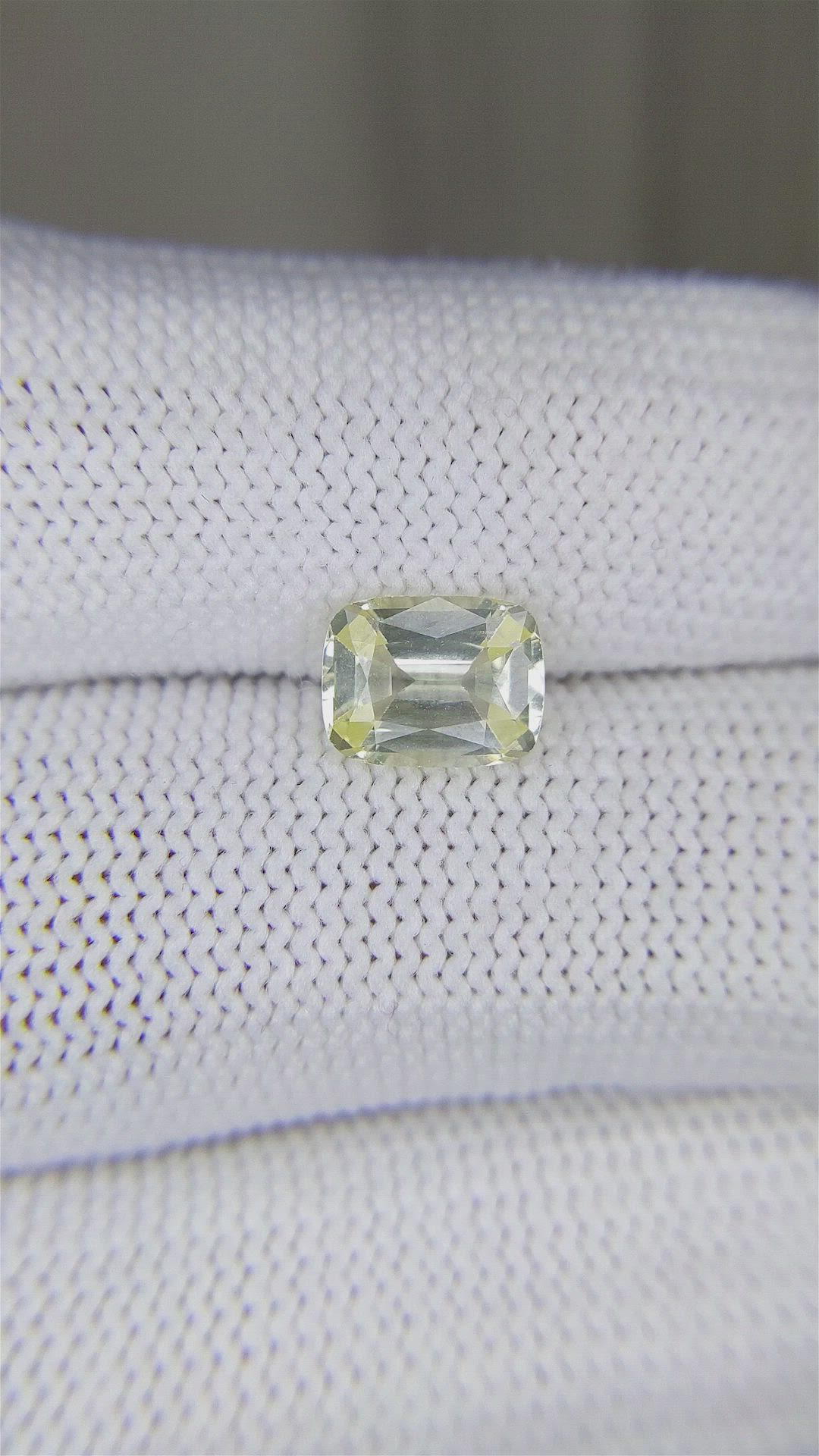 1.72 Ct. Yellow Sapphire from Ceylon (Sri Lanka) Size Video