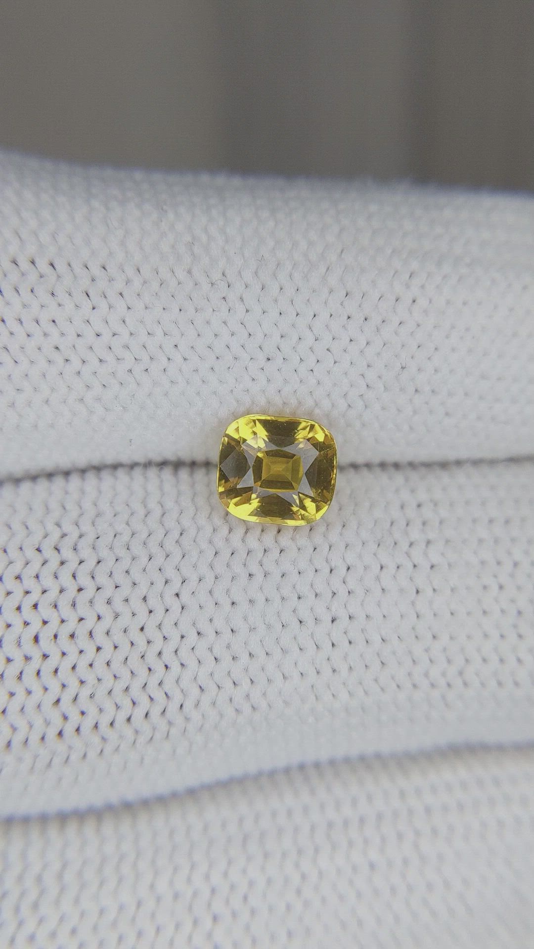 1.60 Ct. Yellow Sapphire from Ceylon (Sri Lanka) Size Video