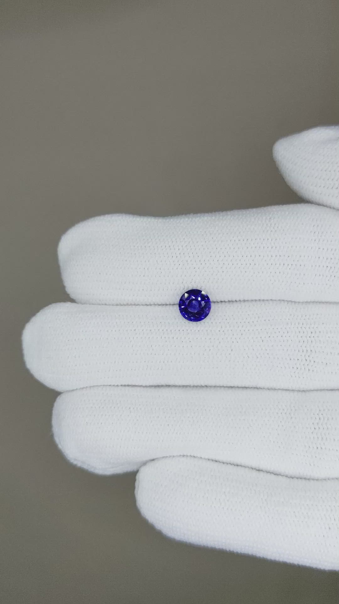 0.65 Ct. Blue Sapphire from Ceylon (Sri Lanka) Size Video
