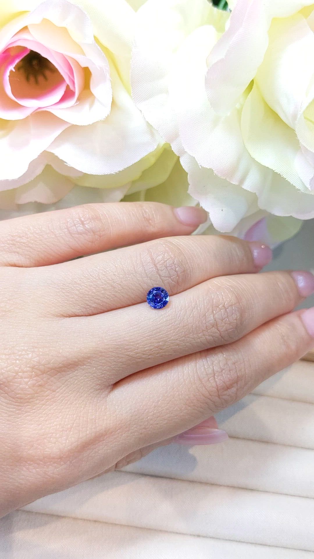 0.80 Ct. Blue Sapphire from Ceylon (Sri Lanka) Size Video