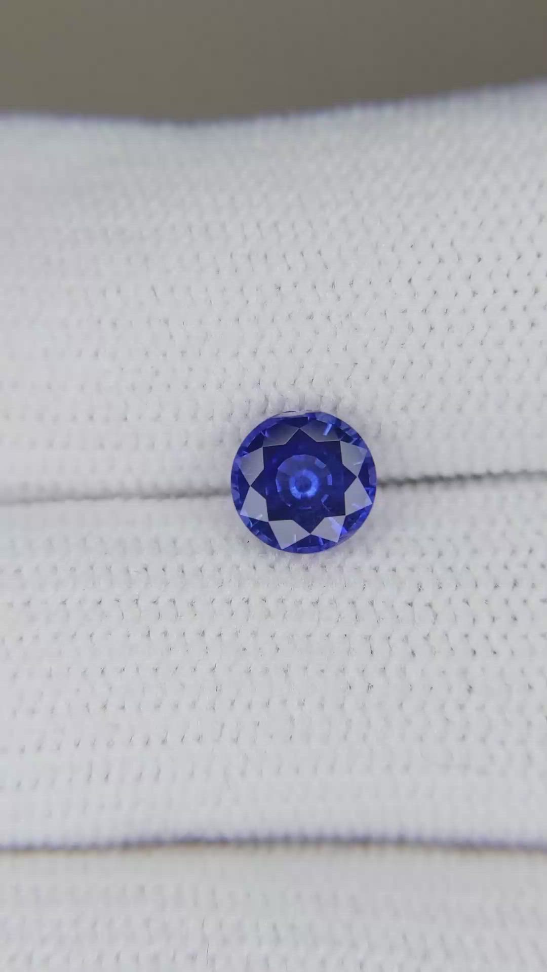 0.83 Ct. Blue Sapphire from Ceylon (Sri Lanka) Size Video