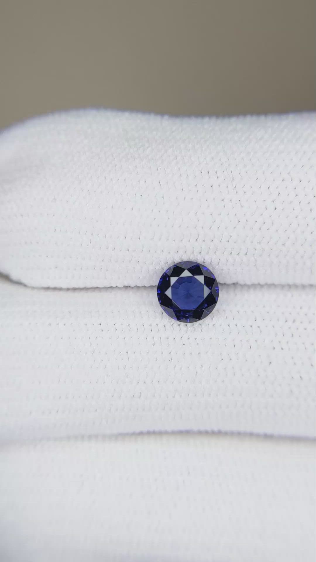 0.83 Ct. Blue Sapphire from Ceylon (Sri Lanka) Size Video