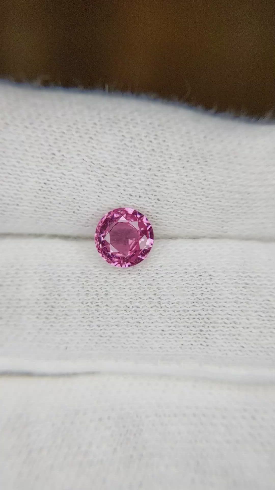1.23 Ct. Pink Sapphire from Ceylon (Sri Lanka) Size Video