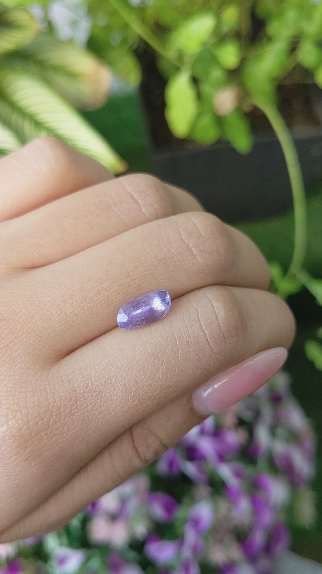 2.58 Ct. Purple Sapphire from Ceylon (Sri Lanka) Size Video