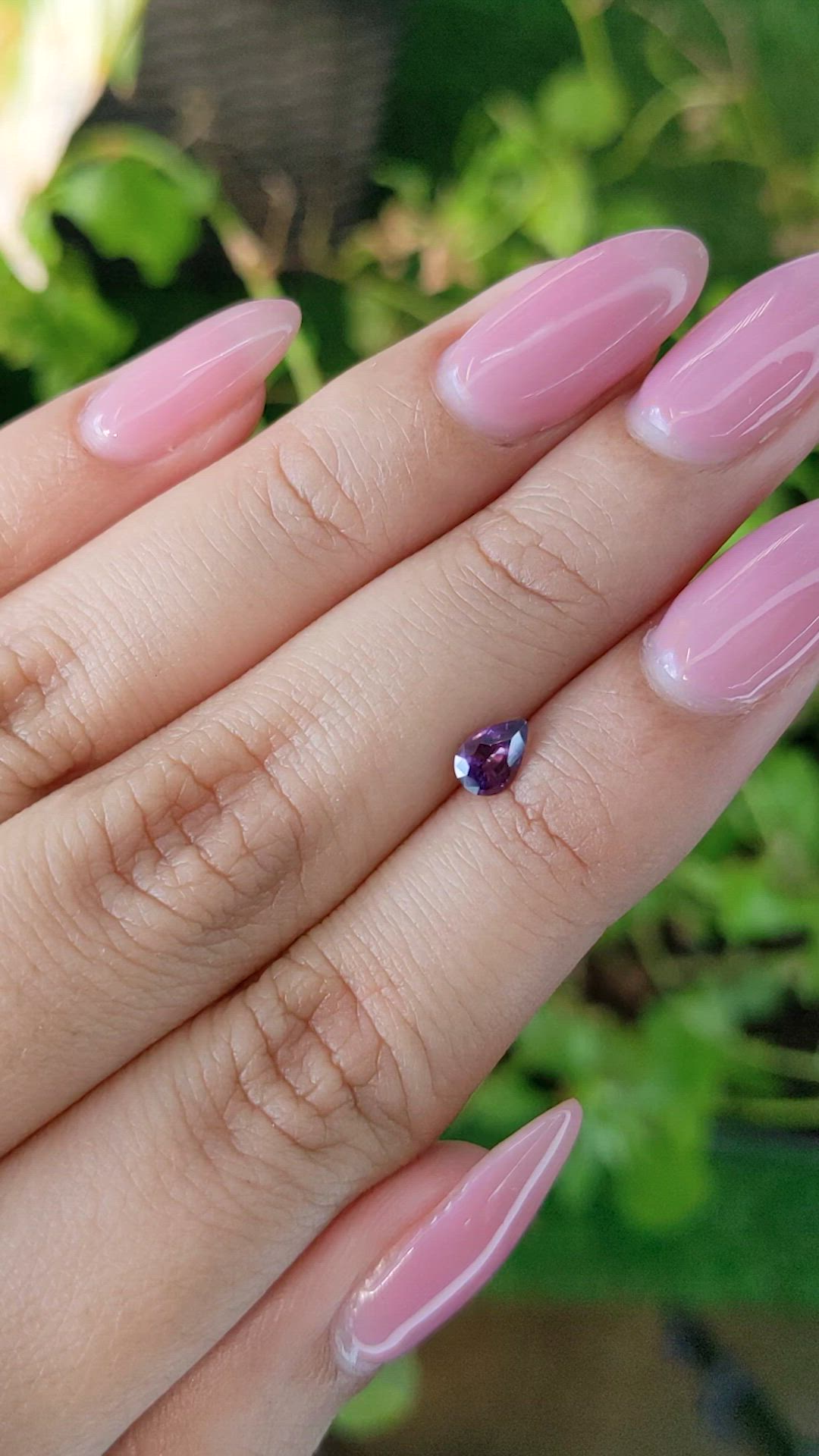 0.41 Ct. Pinkish Purple Sapphire from Ceylon (Sri Lanka) Size Video
