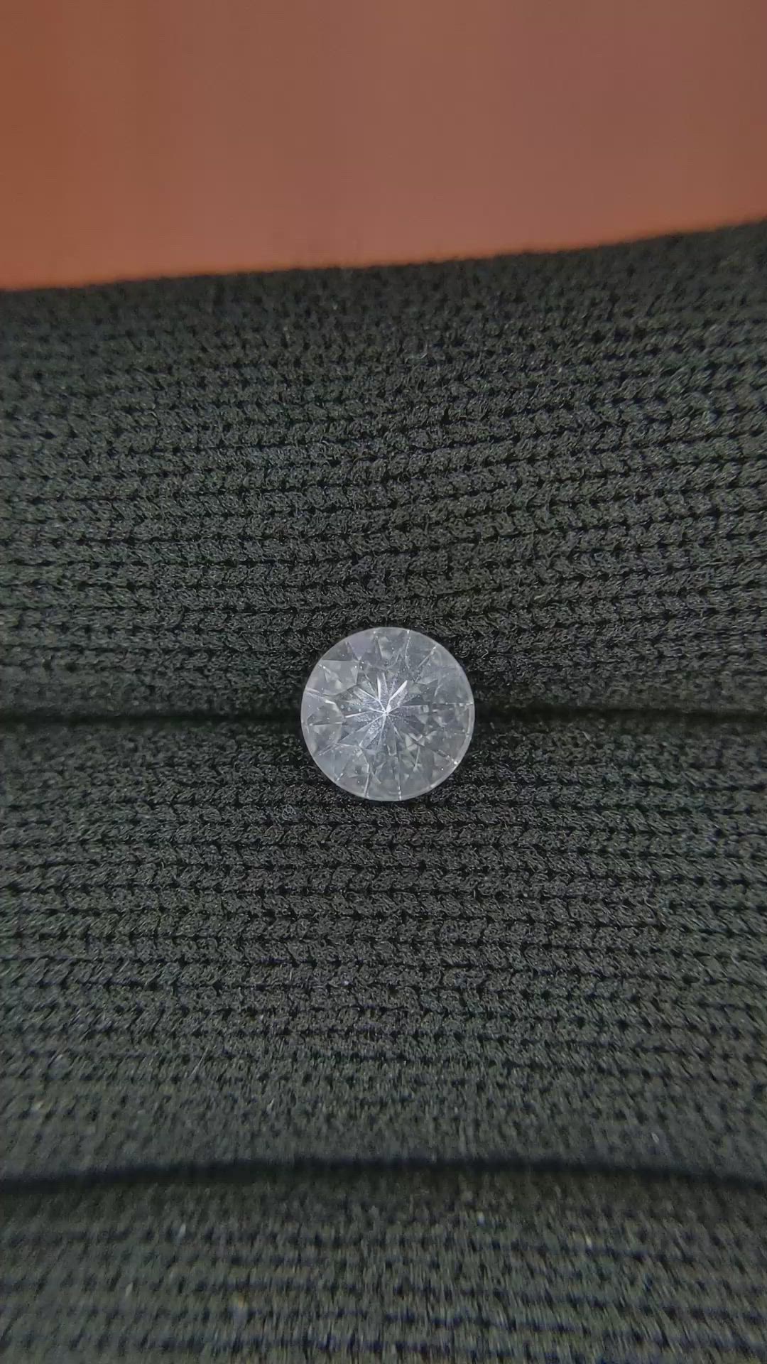 0.81 Ct. White Sapphire from Ceylon (Sri Lanka) Size Video