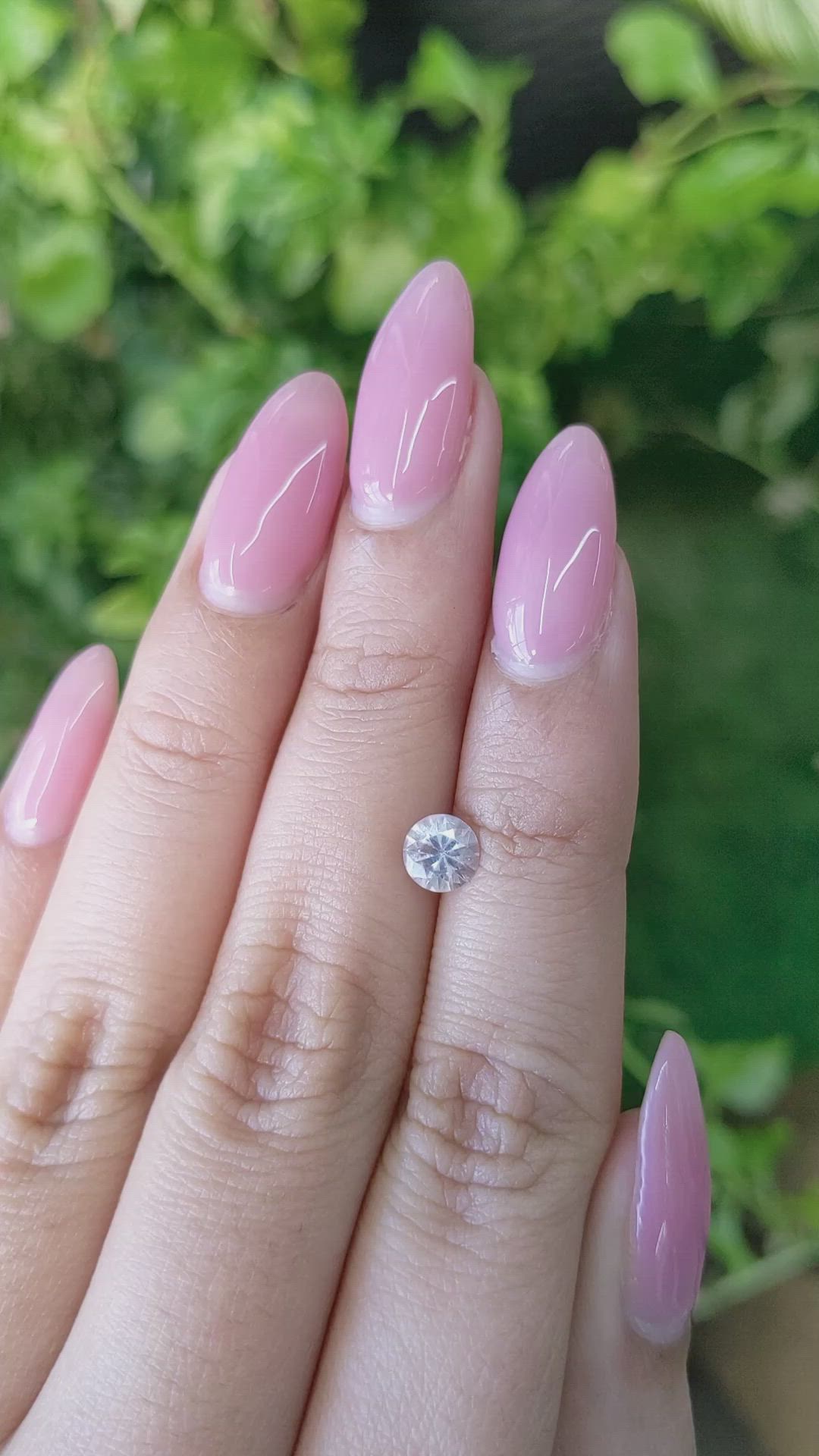 0.75 Ct. White Sapphire from Ceylon (Sri Lanka) Size Video