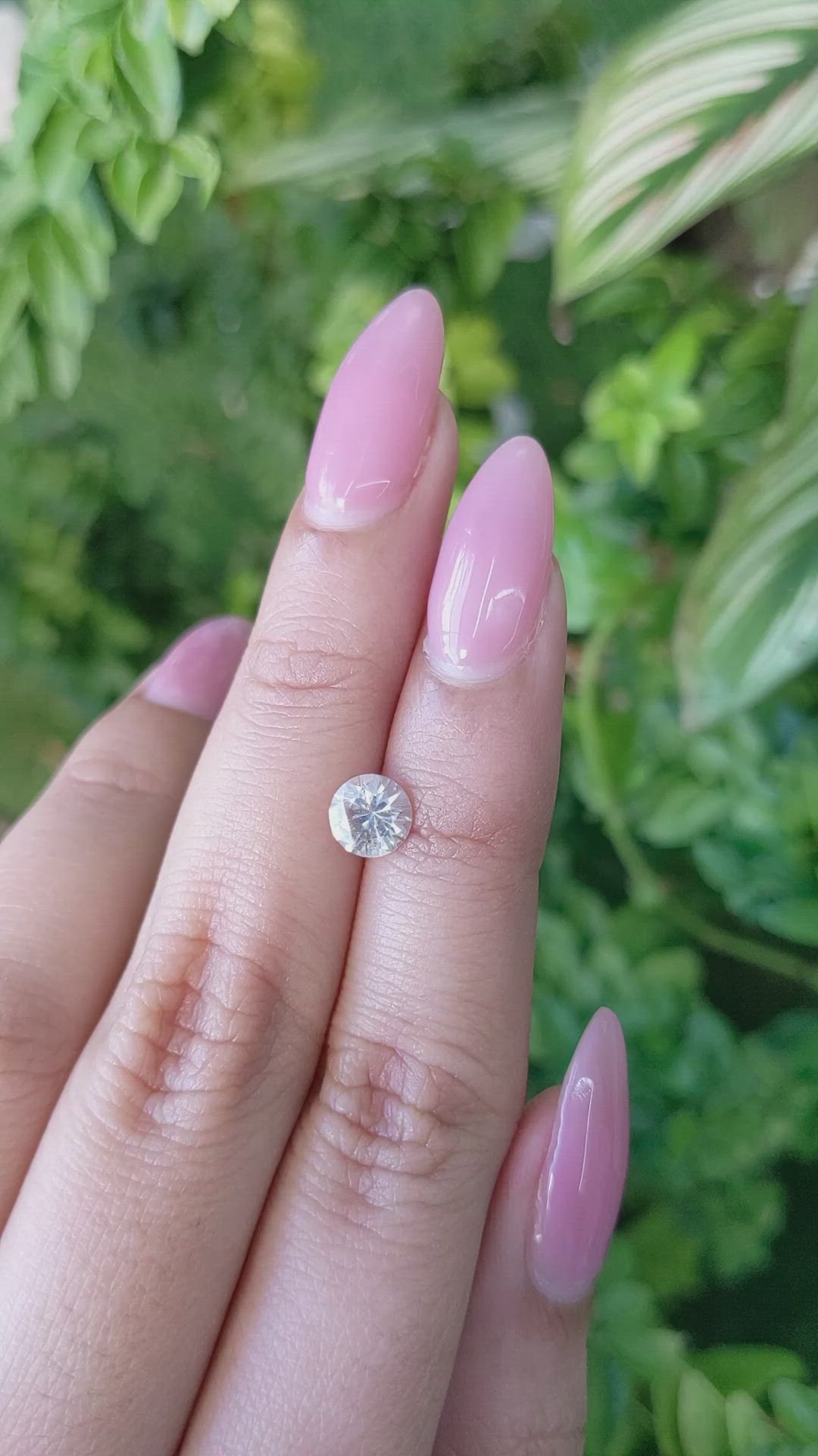 0.96 Ct. White Sapphire from Ceylon (Sri Lanka) Size Video