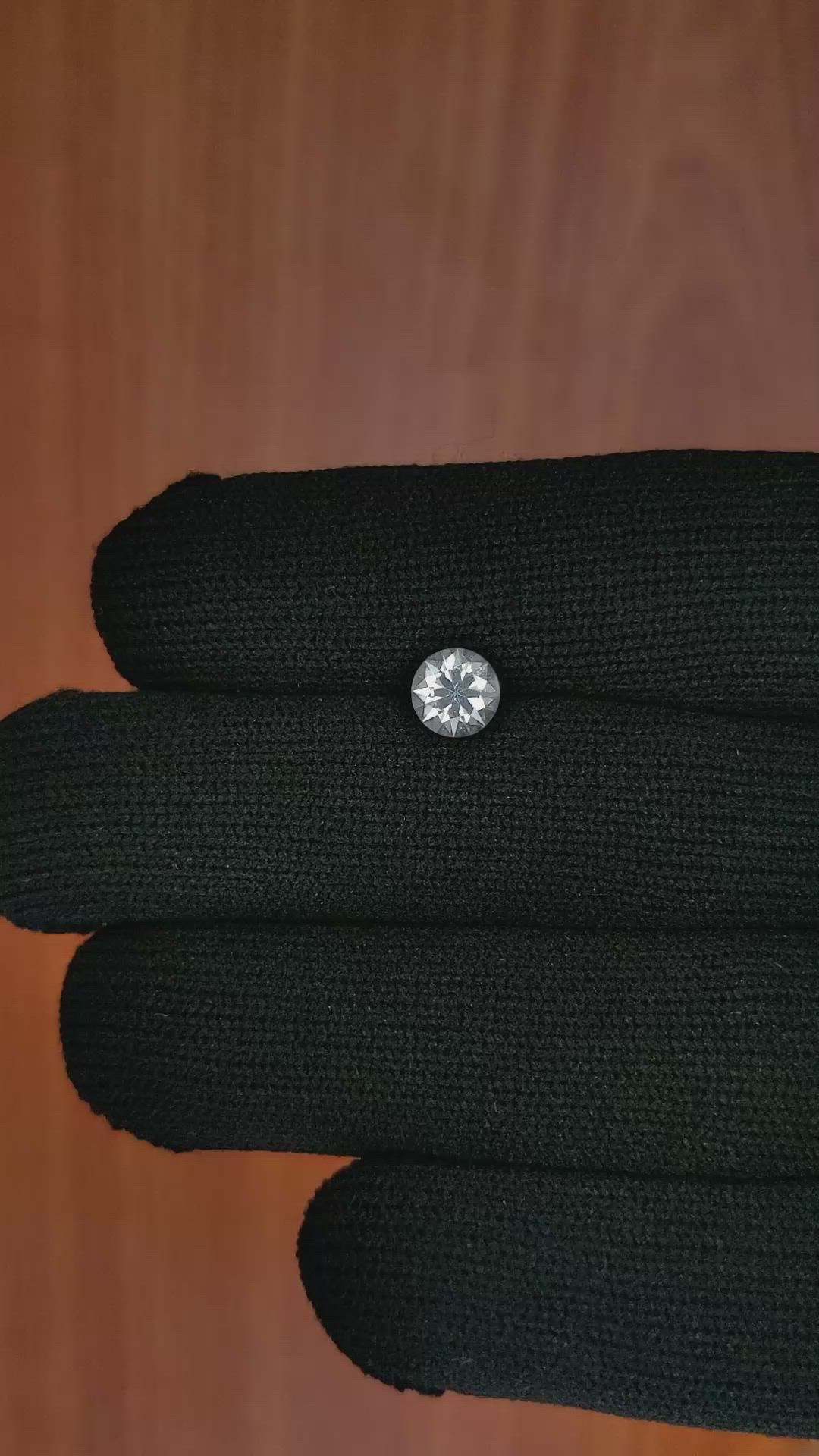 1.01 Ct. White Sapphire from Ceylon (Sri Lanka) Size Video