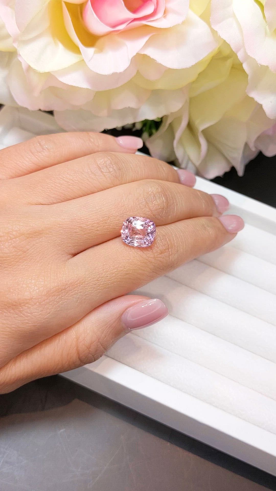 7.98 Ct. Padparadscha Sapphire from Ceylon (Sri Lanka) Size Video