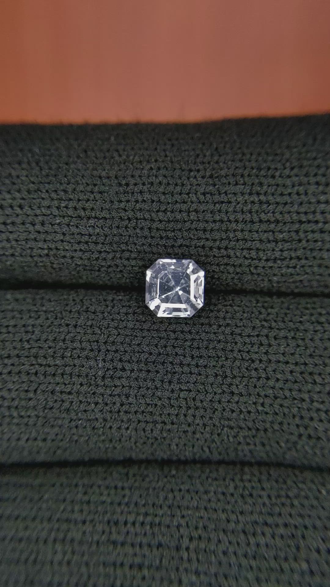 0.92 Ct. White Sapphire from Ceylon (Sri Lanka) Size Video