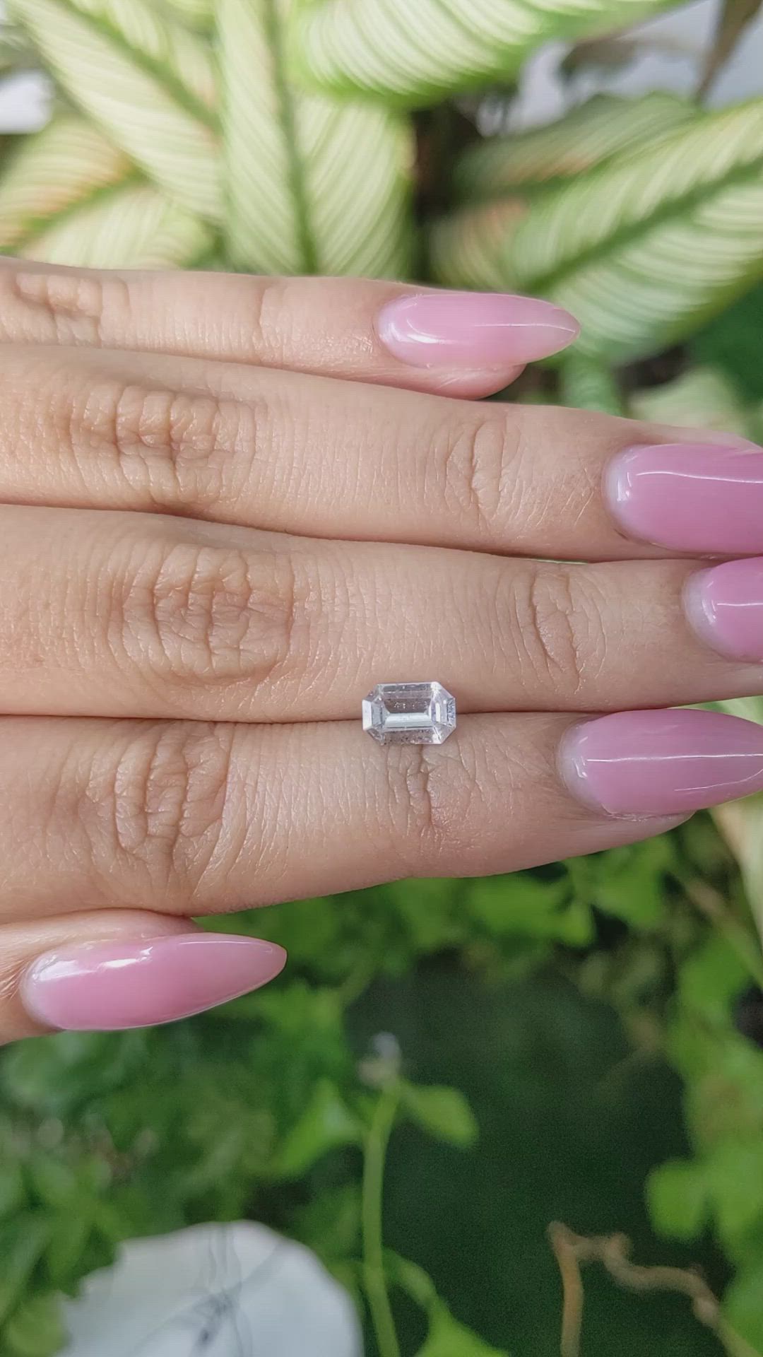 0.96 Ct. White Sapphire from Ceylon (Sri Lanka) Size Video