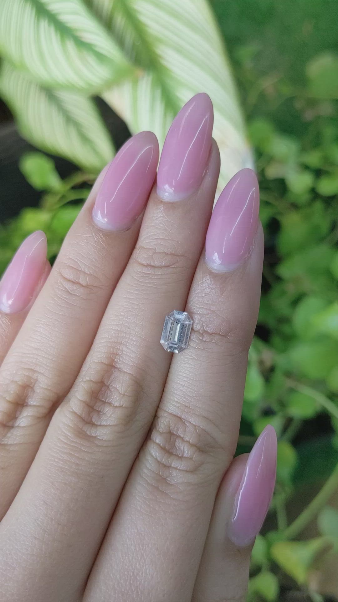 0.96 Ct. White Sapphire from Ceylon (Sri Lanka) Size Video