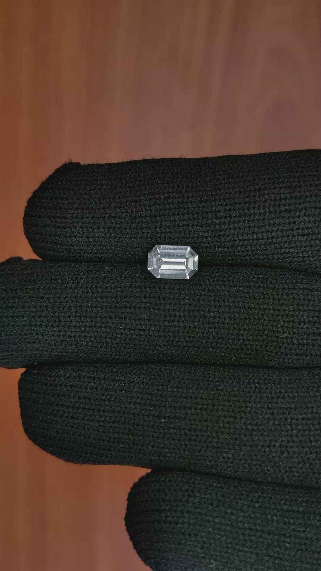 0.96 Ct. White Sapphire from Ceylon (Sri Lanka) Size Video