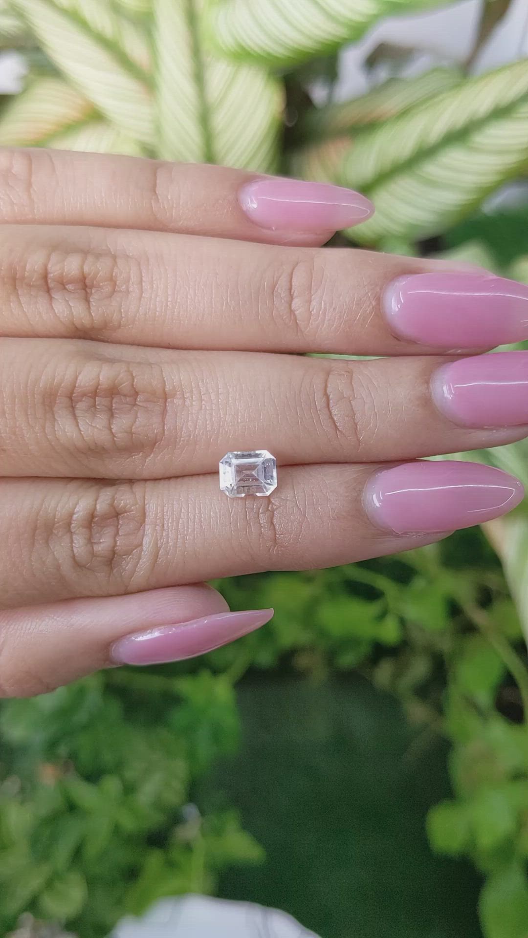 1.27 Ct. White Sapphire from Ceylon (Sri Lanka) Size Video