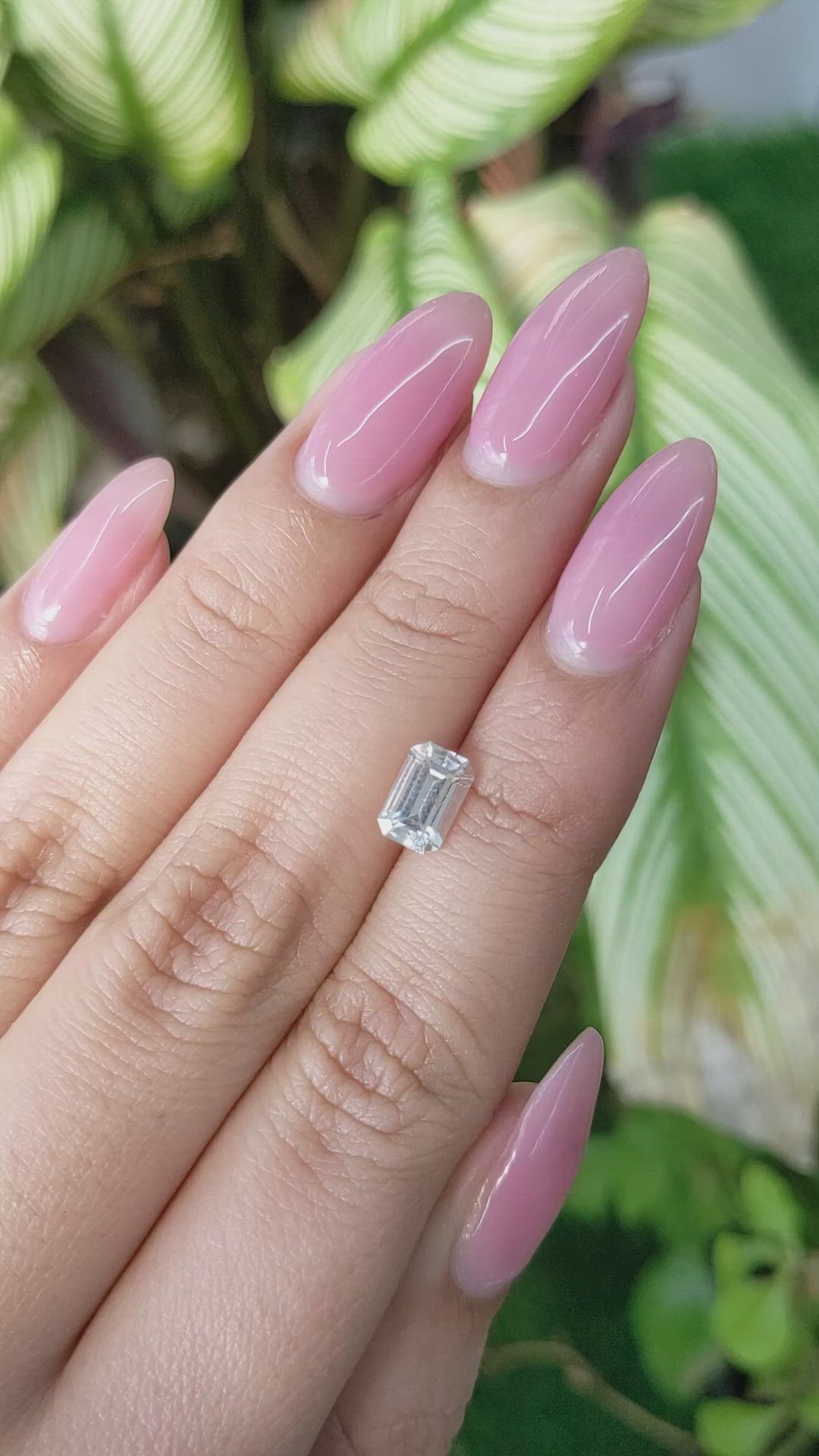 1.37 Ct. White Sapphire from Ceylon (Sri Lanka) Size Video